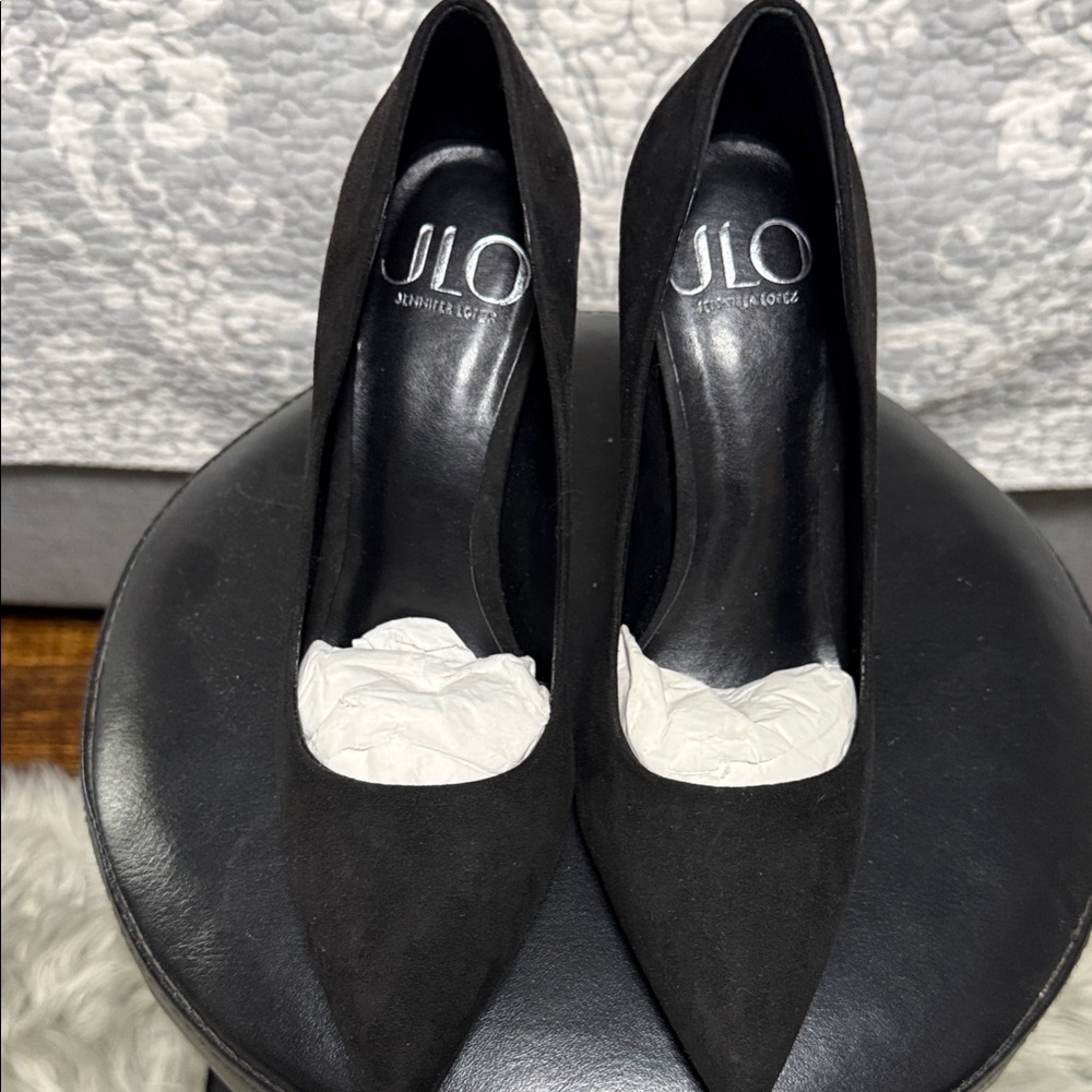Jennifer Lopez Classic Black Heels